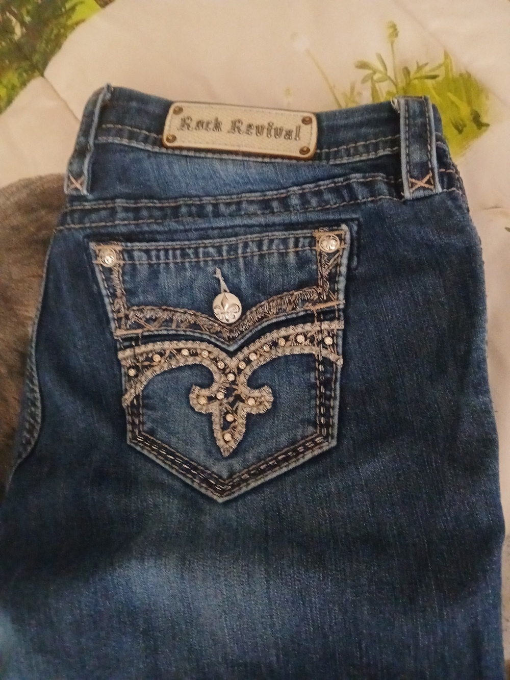 Rock Revival Women's Dark Blue Rhinestone Pocket Capri Jeans